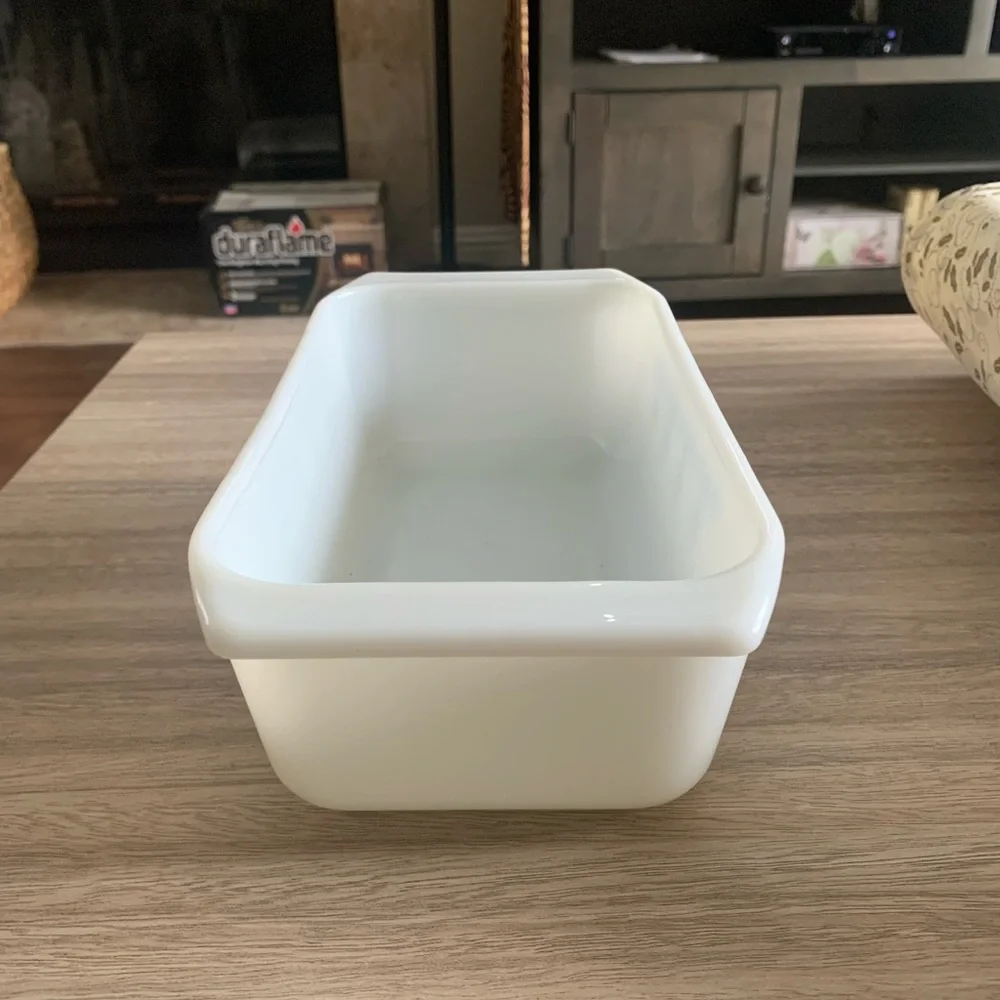 NWOT PYREX Vintage Loaf Bread Pan White Blue Snowflake No 913 -8.5